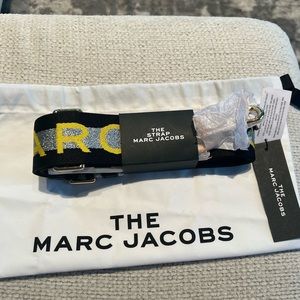 The strap Marc Jacobs crossbody bag
